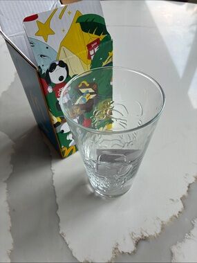 McDonald’s Glass Snoopy Hello Kitty Drinking Glass